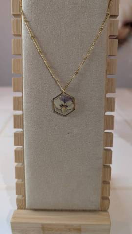 Collier P�tal de Pens�e